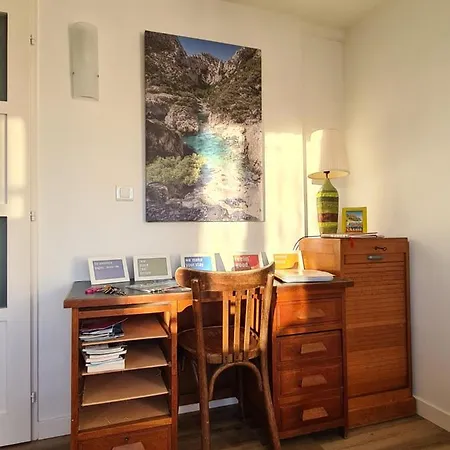 Large Private Garden, Quiet 2-bedroom Apartment, Air Conditioning, Wifi, Parking Apartment Cassis