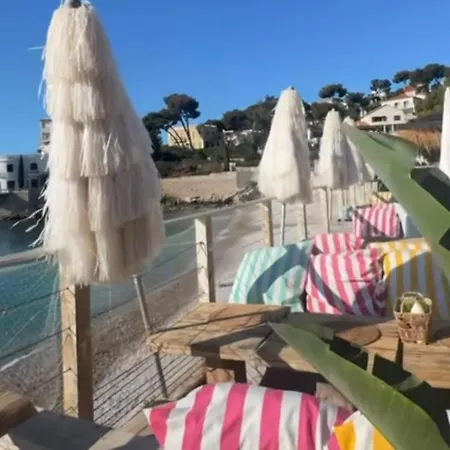 Large Private Garden, Quiet 2-bedroom Apartment, Air Conditioning, Wifi, Parking * Cassis