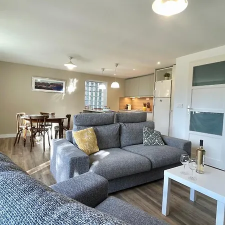 Large Private Garden, Quiet 2-bedroom Apartment, Air Conditioning, Wifi, Parking * Cassis