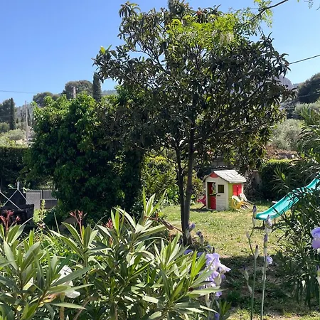 Large Private Garden, Quiet 2-bedroom Apartment, Air Conditioning, Wifi, Parking Daire Cassis