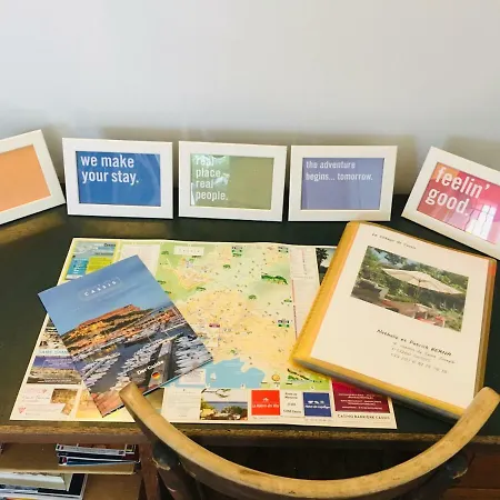 Large Private Garden, Quiet 2-bedroom Apartment, Air Conditioning, Wifi, Parking